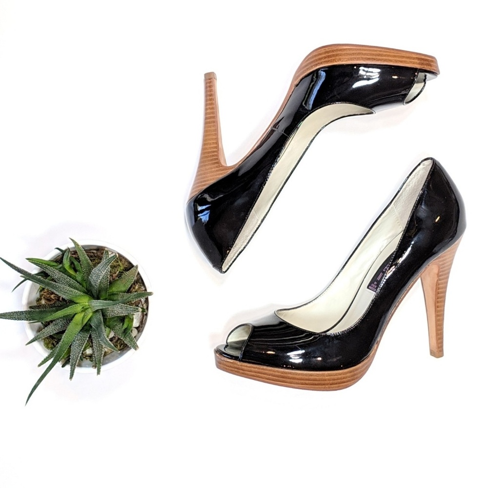 • steven | steve madden •  patent leather heels